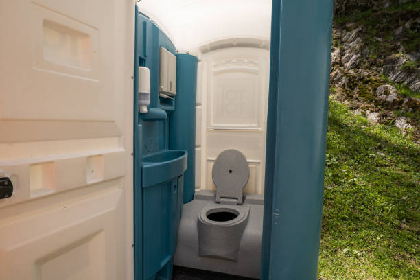 Best Temporary restroom rental  in Leetonia, OH